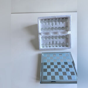 Glass Chess Set w Mirrored Board Complete Frosted Clear Pieces